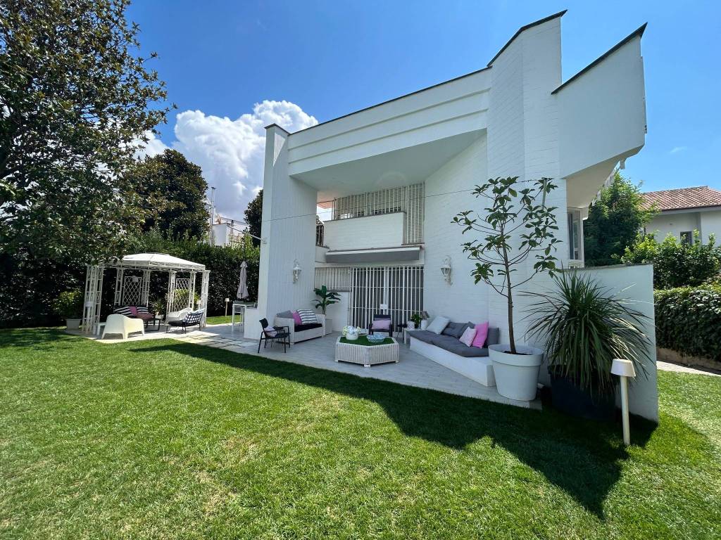 Villa a Fiumicino in Via Bagnoli - Foto 4