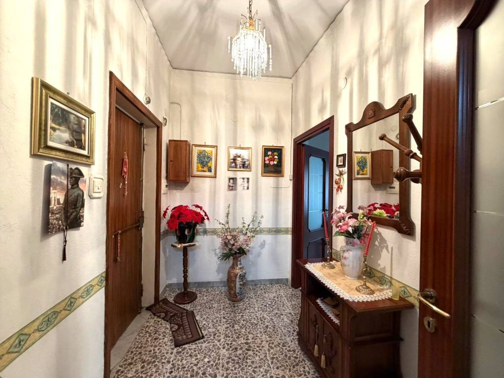 Appartamento a Portici in Via San Cristoforo, 11 - Foto 4