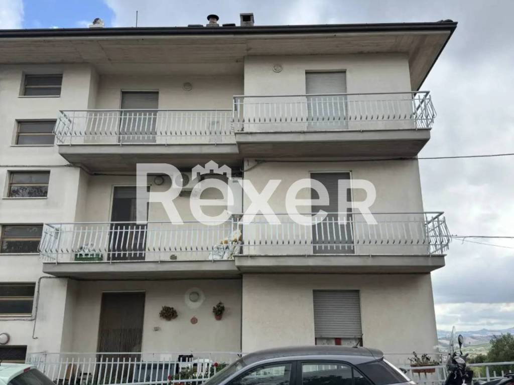 Appartamento a Carassai in Viale Adriatico 102 - Foto 2