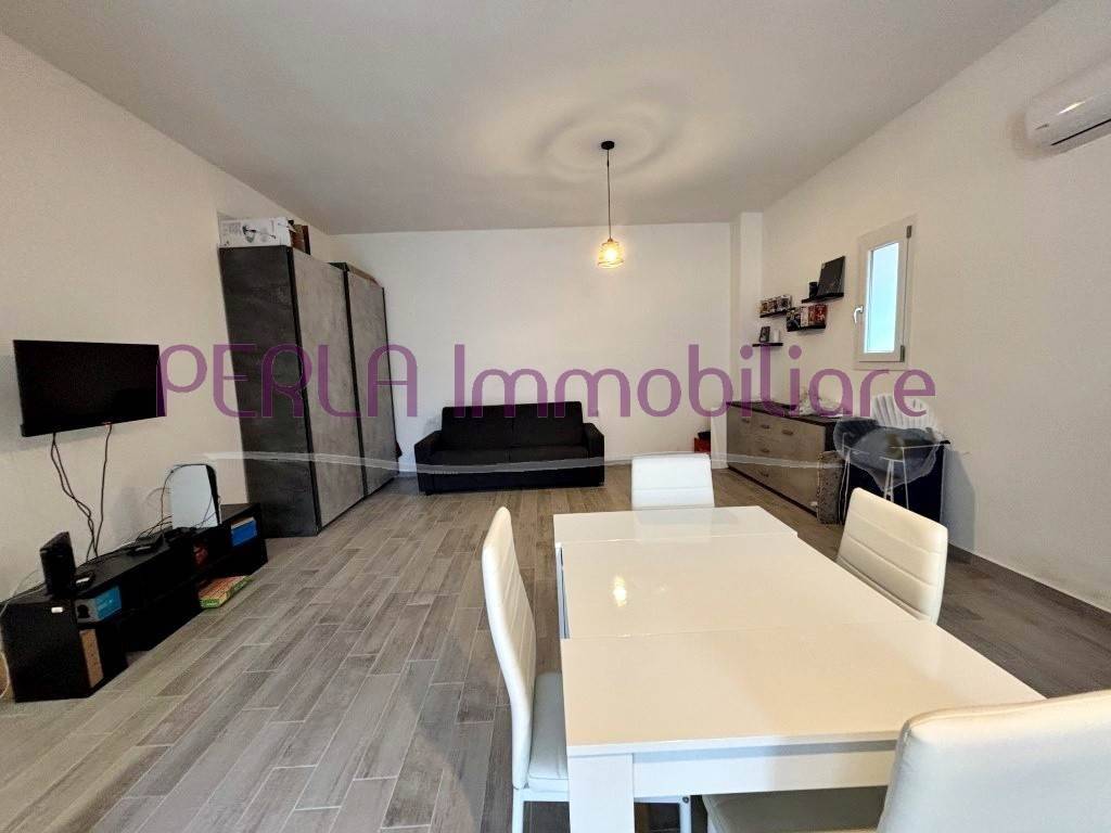 Appartamento a Follonica in Via Bicocchi 99/A - Foto 2