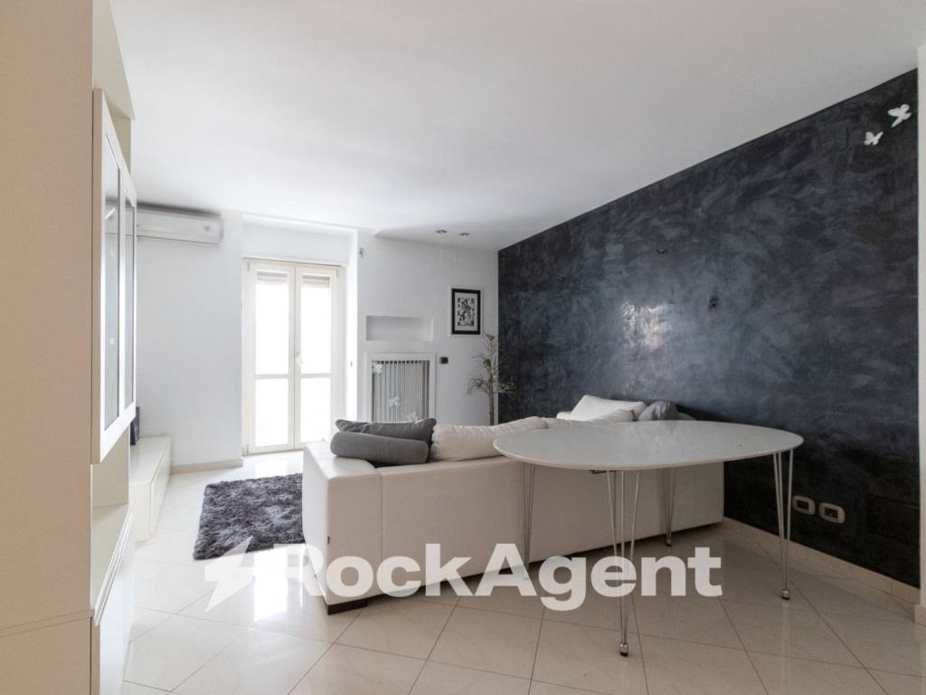 Appartamento a Catanzaro in Via Giuseppe Poerio, 47 - Foto 4