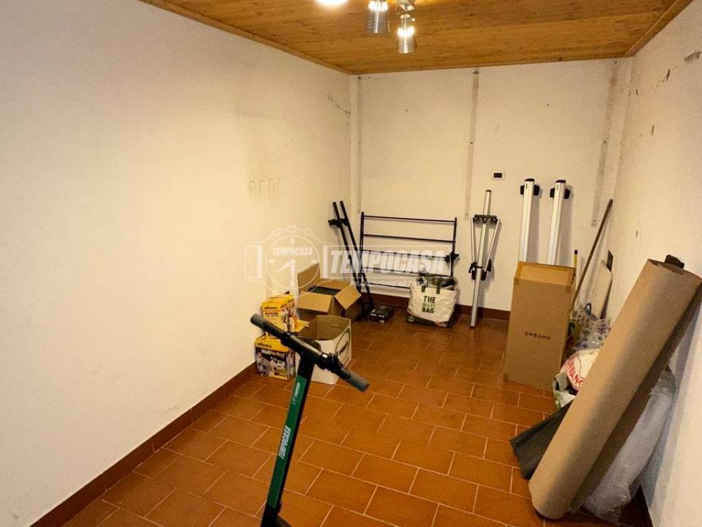 Box / garage a Gaggiano in Via C. Passaggio - Foto 3