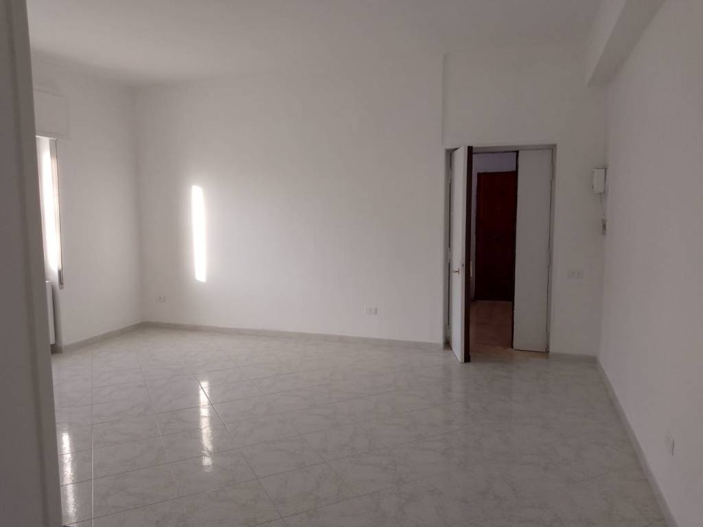 Appartamento a Aversa in Via Dante Alighieri, 3 - Foto 3