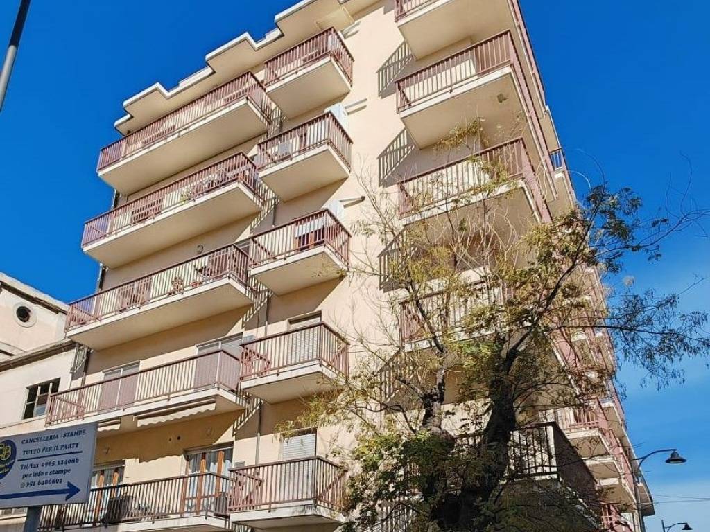 Appartamento a Reggio calabria in Via Amerigo Vespucci - Foto 2