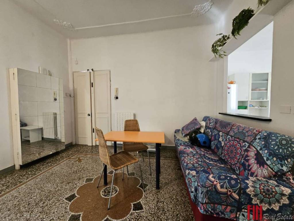 Appartamento a Genova in via DON LUIGI PERRONE - Foto 2