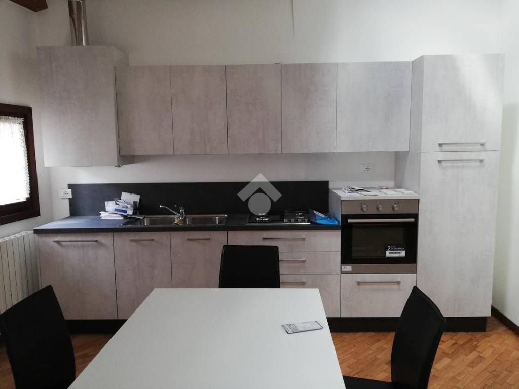 Appartamento a Vicenza in Via Livio Zambeccari, 50 - Foto 2