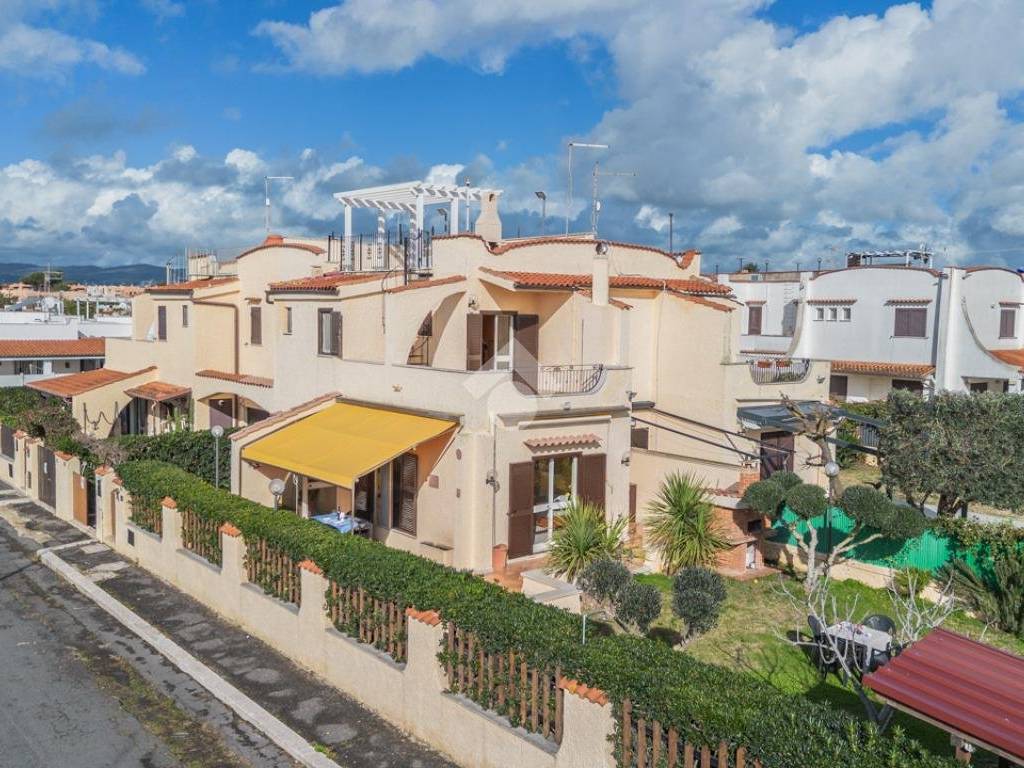 Villa a Cerveteri in Via dei Glicini, 68 - Foto 2