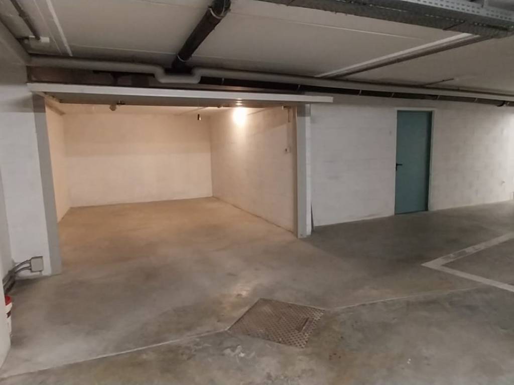 Box / garage a Modena in Viale Achille Fontanelli - Foto 2