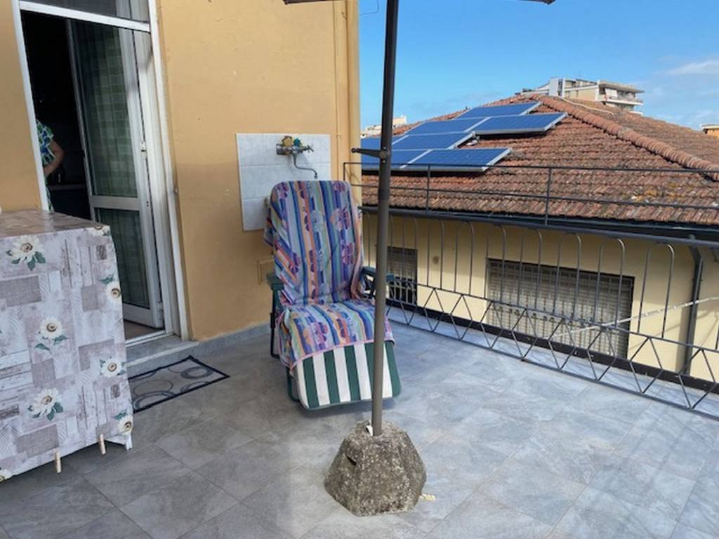 Appartamento a Viareggio in Via Monte Altissimo, 6 - Foto 2