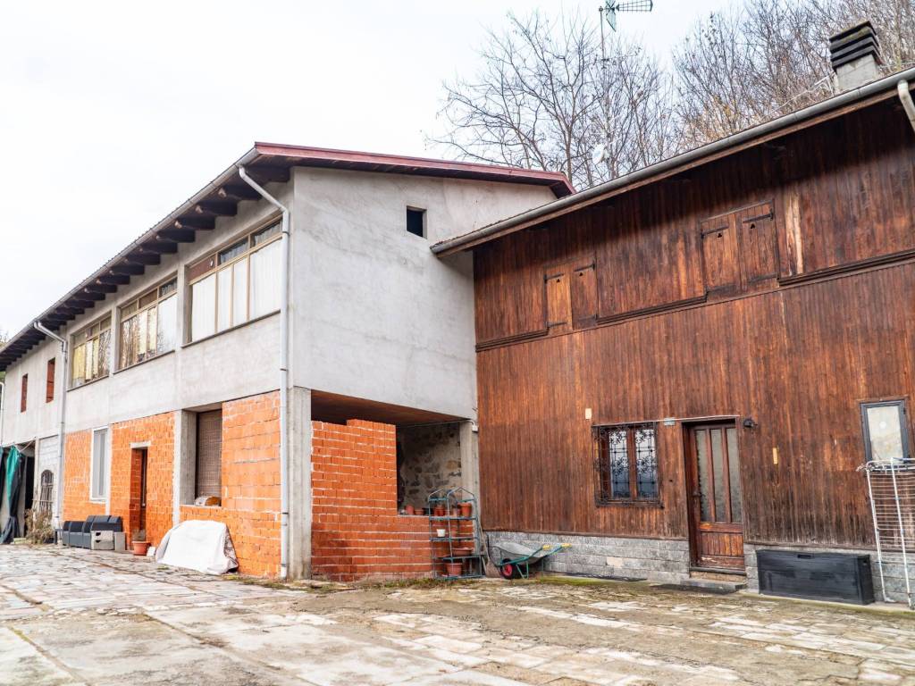 Casa indipendente a Andorno micca in Strada per Colma, 36 - Foto 5