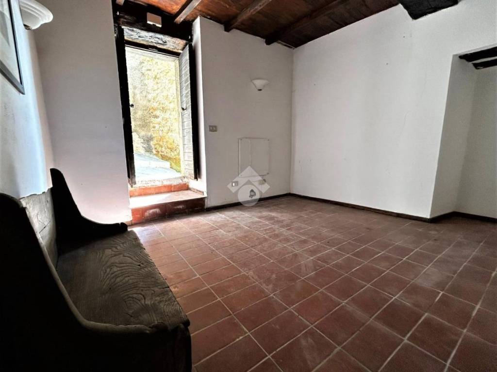 Appartamento a Ischia di castro in Piazza Eraclito, 12 - Foto 5