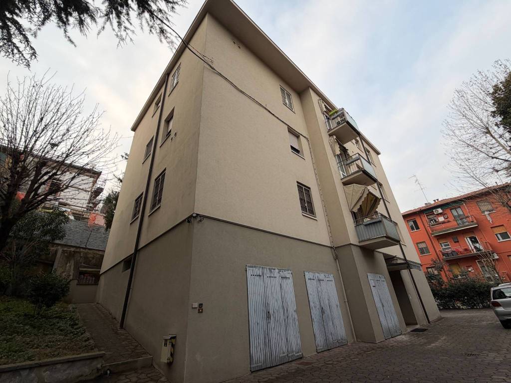 Appartamento a Bologna in Via Luigi Fantini, 7 - Foto 2