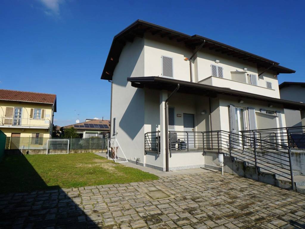 Villa a Cassolnovo in Via Roma, 56 - Foto 2
