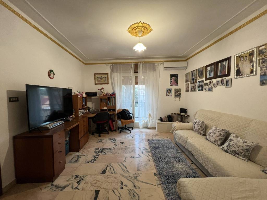 Appartamento a Reggio calabria in Via Santo Sperato, 38 - Foto 3