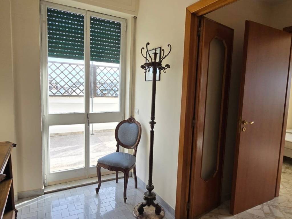 Attico / mansarda a Bari in Via Roberto da Bari - Foto 4