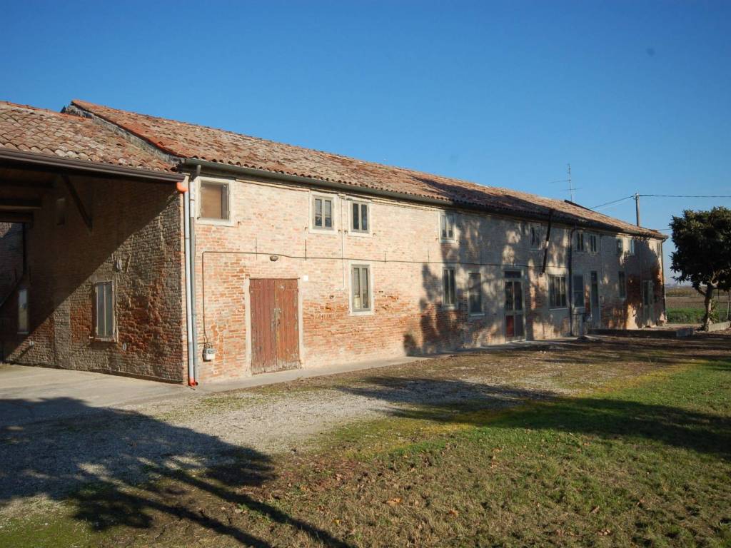 Casa indipendente a Ferrara in Via Jusi, 1 - Foto 2