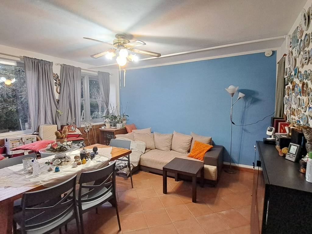 Appartamento a Rosignano marittimo in Via Lago di Garda - Foto 4