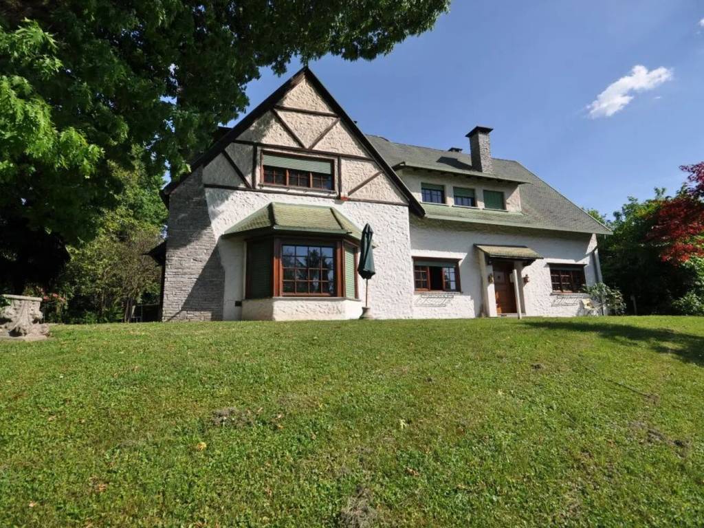 Villa a Buguggiate in Via G. Matteotti, 30 - Foto 2