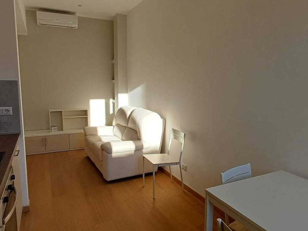 Appartamento a Genova in Via Piacenza, 11 - Foto 2