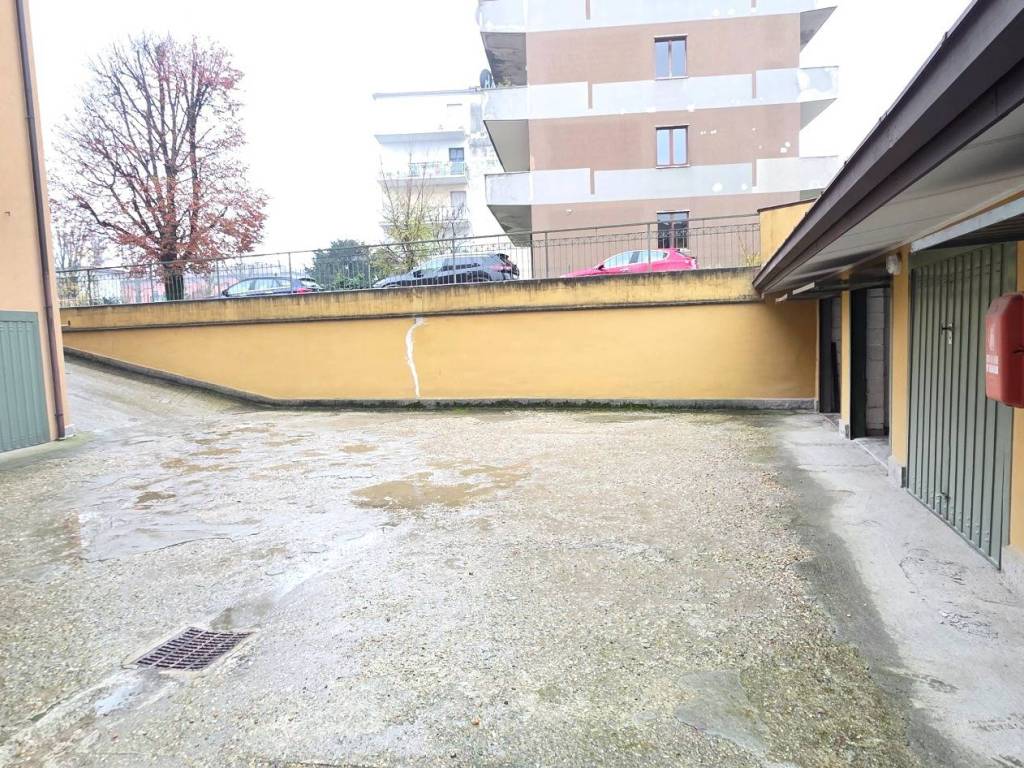 Box / garage a Codogno in Via Giosuè Carducci, 49 - Foto 3