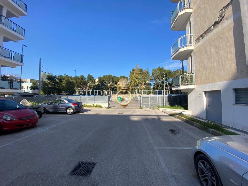 Box / garage a Bari in Viale Luigi Einaudi, 9 - Foto 2