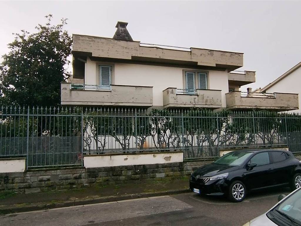 Appartamento a Campi bisenzio - Foto 2