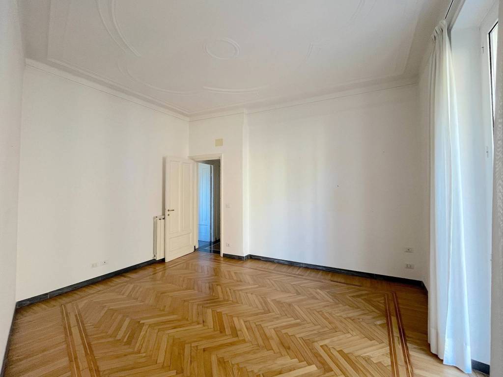 Appartamento a Genova in Via Giovanni Amendola, 6 - Foto 3