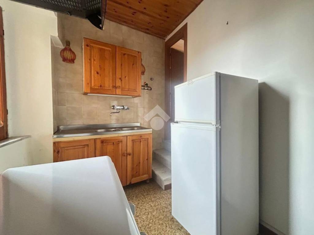 Appartamento a Monte compatri in Piazza M. Fanti, 2 - Foto 4
