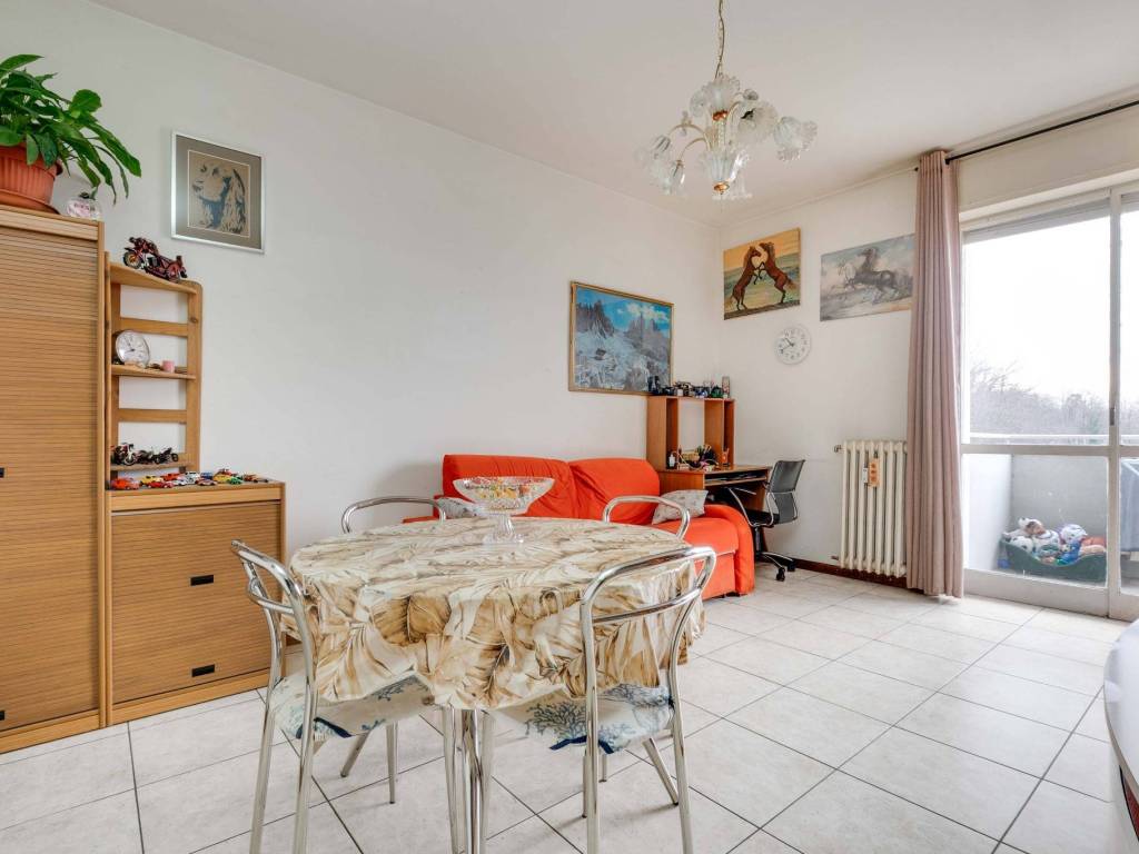 Appartamento a Gallarate in Via Antonio Gramsci, 26 - Foto 2