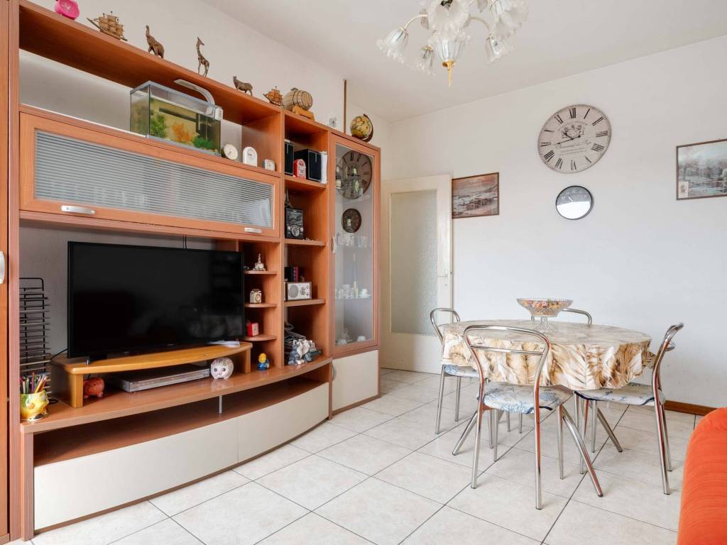 Appartamento a Gallarate in Via Antonio Gramsci, 26 - Foto 5