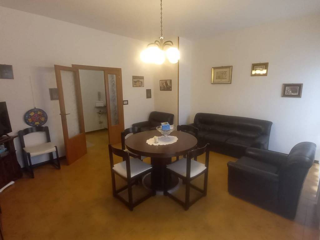 Appartamento a Folignano in Via Alessandria - Foto 2