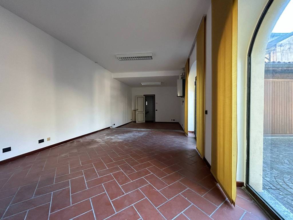 Casa indipendente a Varese in Via Sabotino, 11 - Foto 3
