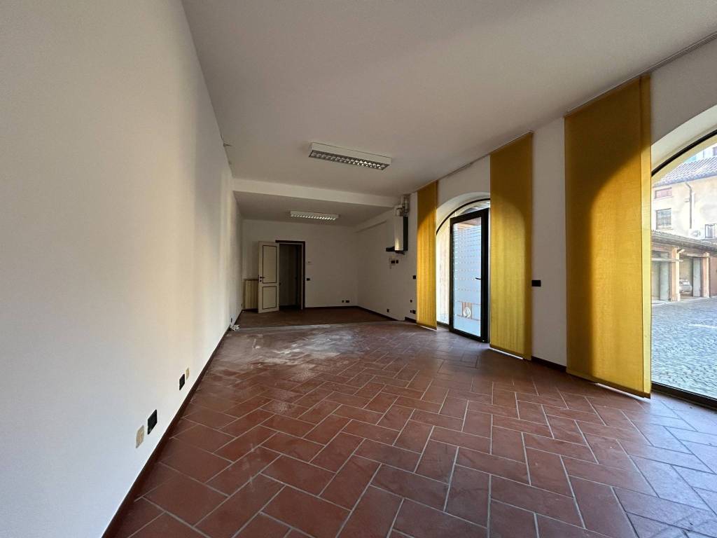 Casa indipendente a Varese in Via Sabotino, 11 - Foto 4