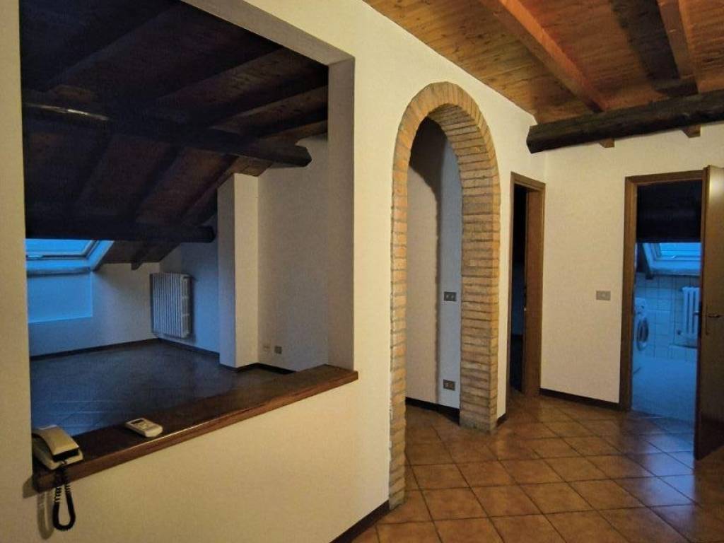 Attico / mansarda a San martino in rio in Corso Umberto I, 33 - Foto 4