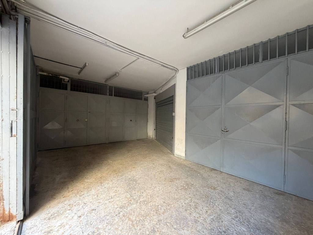 Box / garage a San giorgio a cremano in Via Domenico Scarlatti, 10 - Foto 5