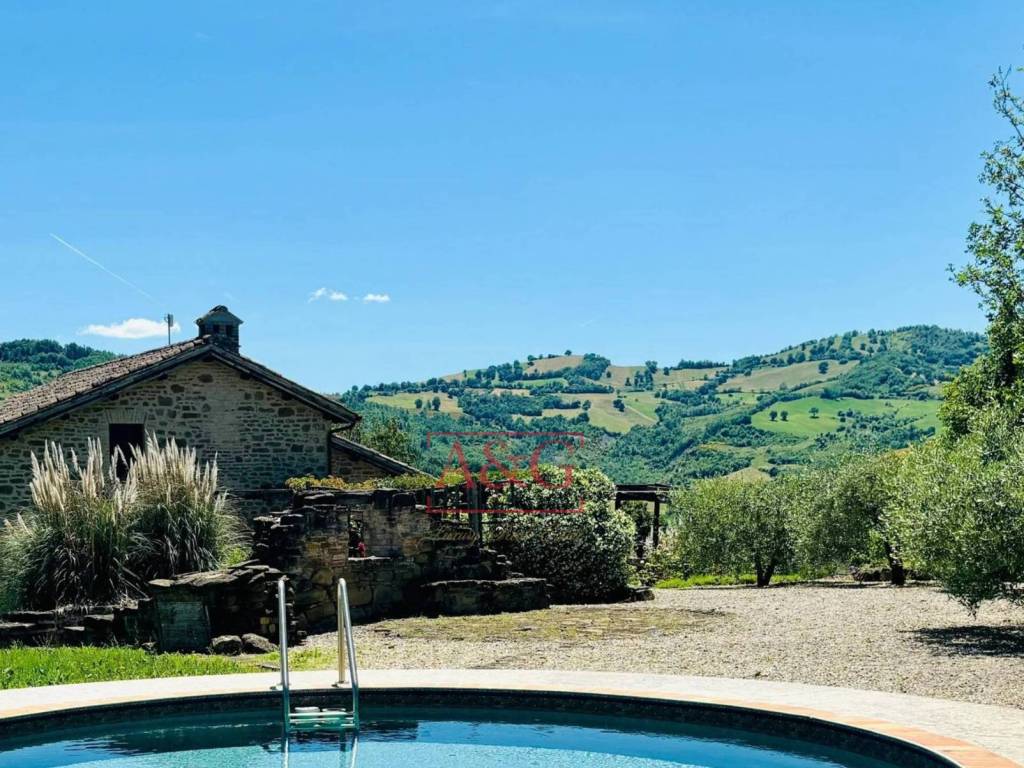 Rustico / casale a Amandola in VILLA CACCIANEBBIA - Foto 4