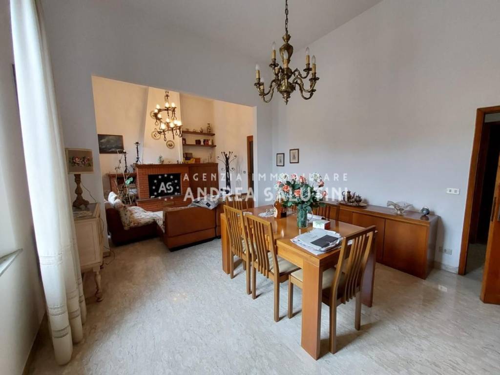 Appartamento a Pontedera in Via Roma, - Foto 2