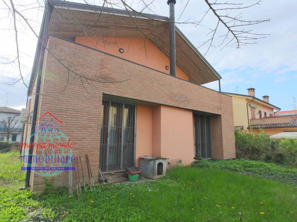 Villa a San giovanni in persiceto in VIA GIACOMO LEOPARDI, 4 - Foto 4