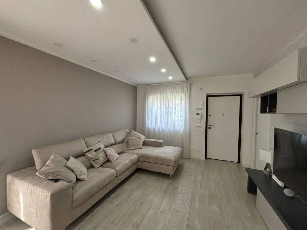 Villa a Montoro in Via Ten. Luigi Salsano, 15 - Foto 2