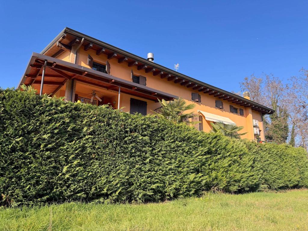 Villa a Montecchio emilia in Via Giovanni Falcone - Foto 4