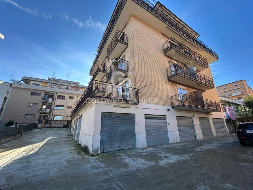 Box / garage a Monterotondo in via panaro, 38 - Foto 2