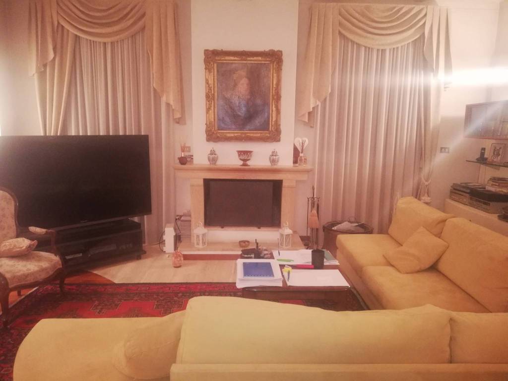 Villa a Arezzo in Località Rigutino Est - Foto 2