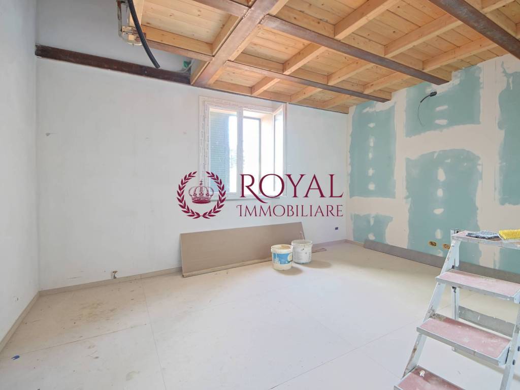 Appartamento a Livorno in Via Fonte Della Puzzolente - Foto 4