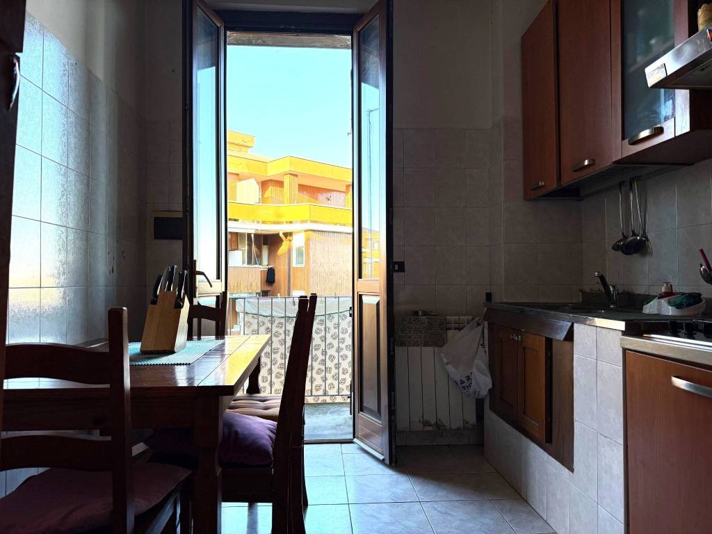 Appartamento a Novara in Viale Dante Alighieri, 51 - Foto 3