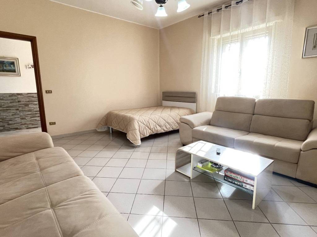 Appartamento a Bari in Via Cesare Cantù, 20 - Foto 2