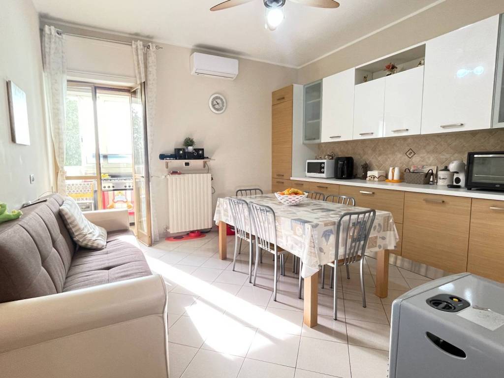 Appartamento a Bari in Via Cesare Cantù, 20 - Foto 4