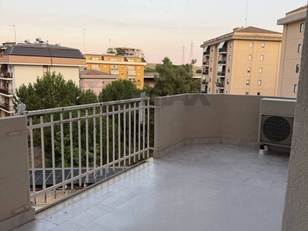 Appartamento a Caltanissetta in VIA PIERSANTI MATTARELLA - Foto 4