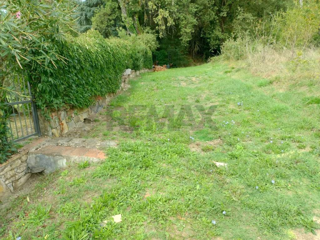 Terreno a Montevarchi in via di poggio auzzo - Foto 3