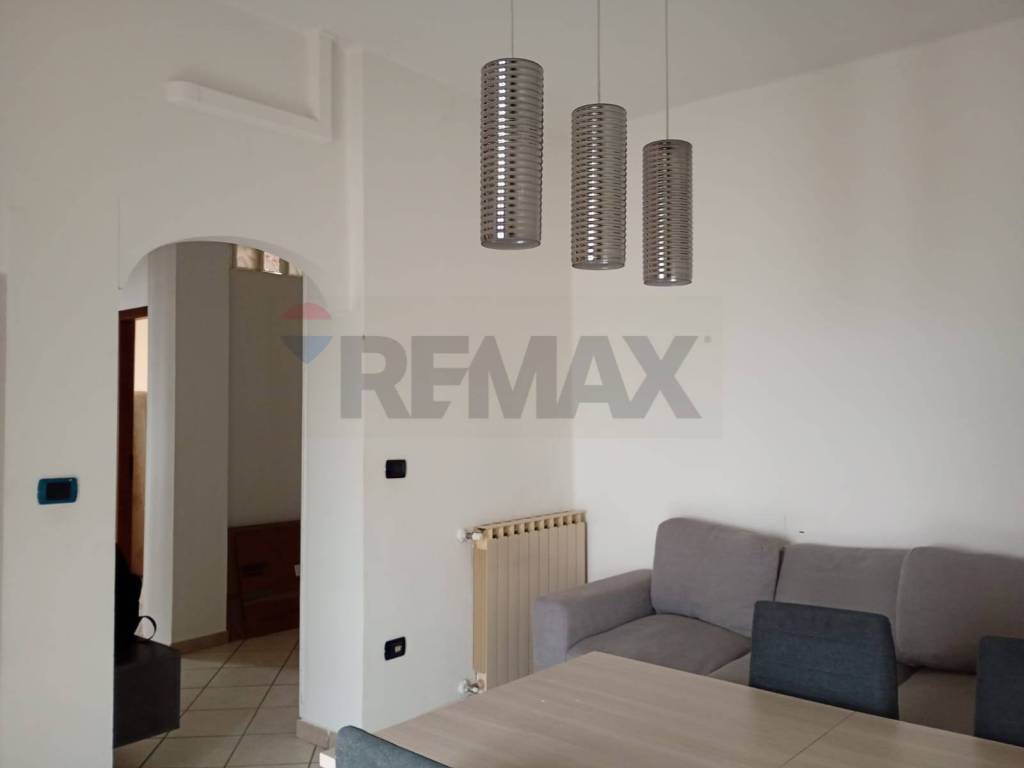 Appartamento a Mantova in VIA NEVERS, 2 - Foto 2