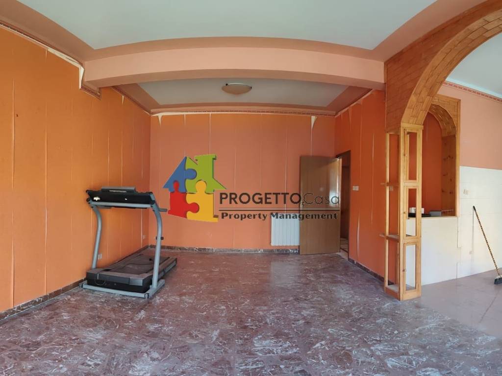 Appartamento a Adrano in Via Bruno Buozzi - Foto 5